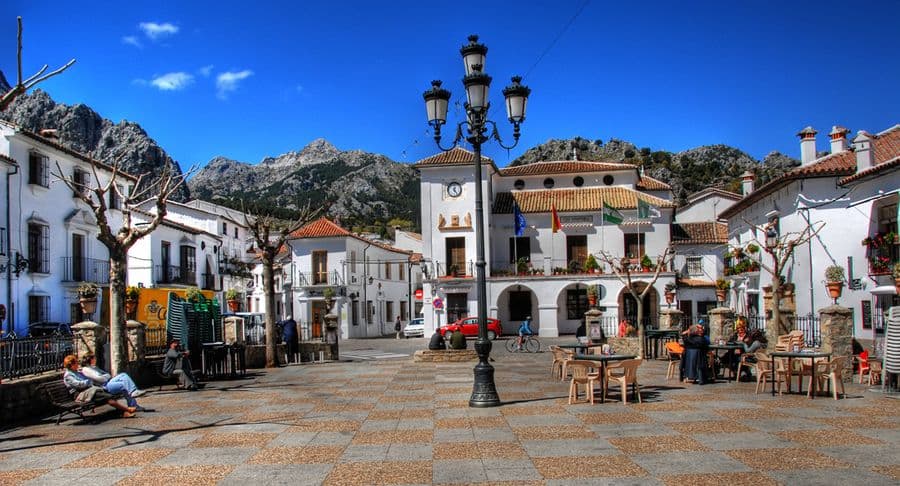 ruta pueblos blancos grazalema