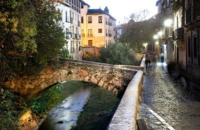 Paseo de los Tristes in Granada