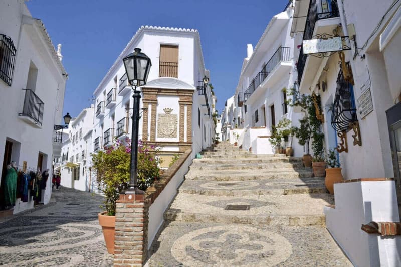 compras en frigiliana compras en frigiliana