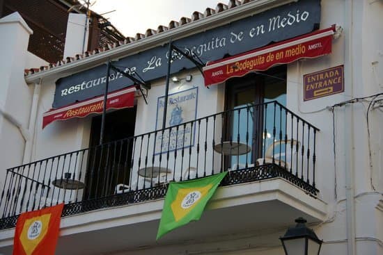 restaurants casares