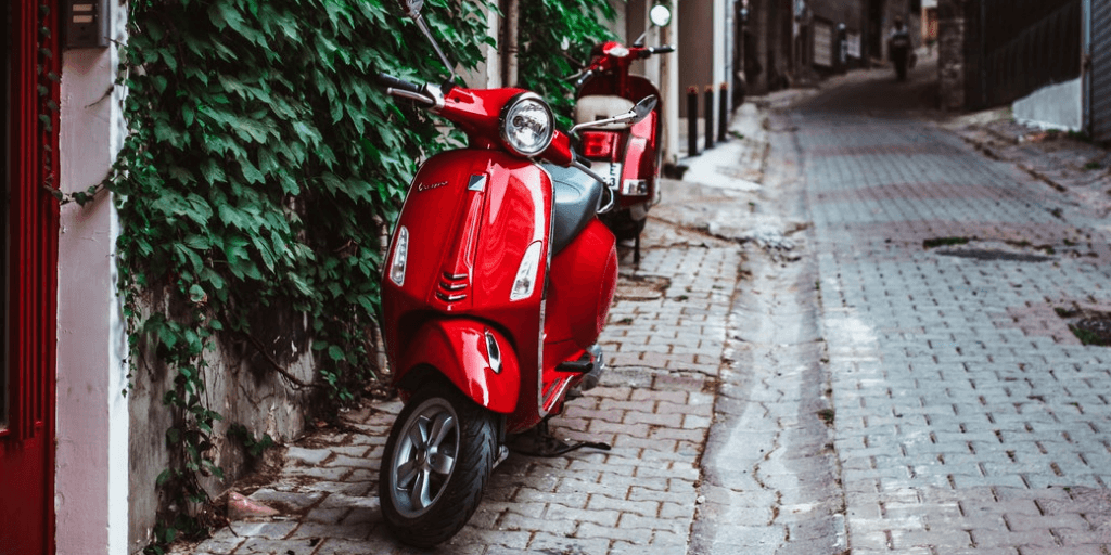 Edad carnet conducir moto en España