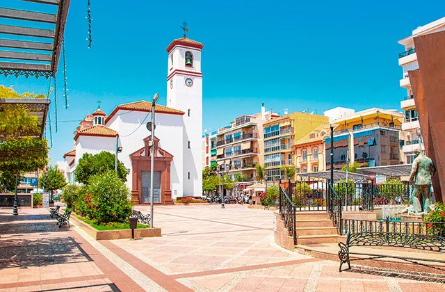 Fuengirola, pueblos bonitos de Málaga para otoño 