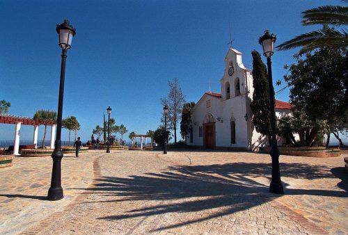 iglesia de santo domingo benalmadena