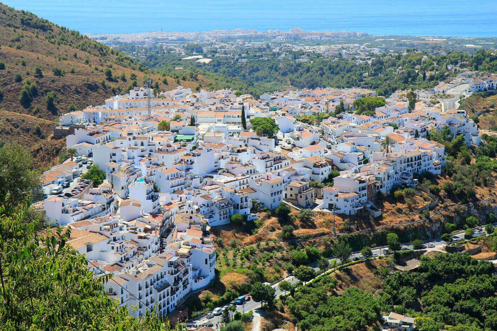 que ver en frigiliana