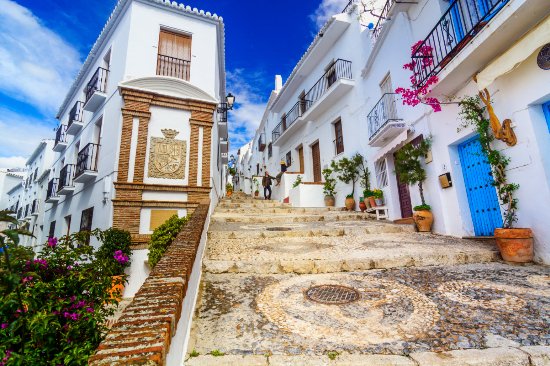 what to do in frigiliana